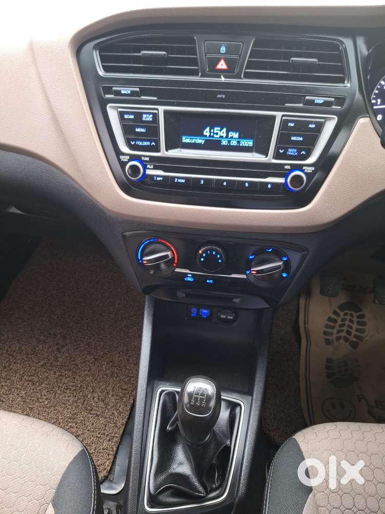 Hyundai I20 Petrol Cvt Magna Executive, 2017, Petrol