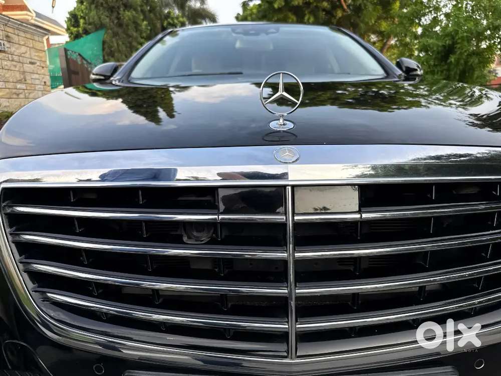 Mercedes Benz
S500