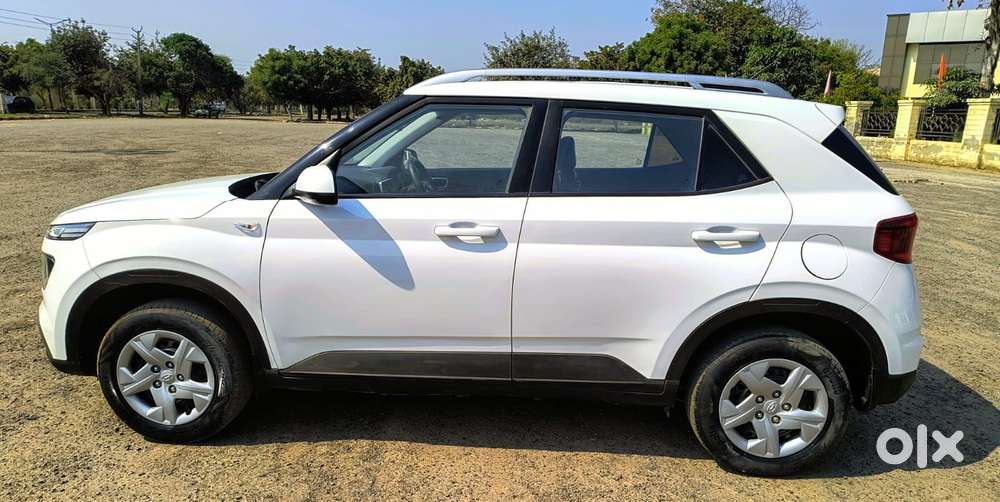 Hyundai Venue S 1.2 Petrol, 2021, Petrol