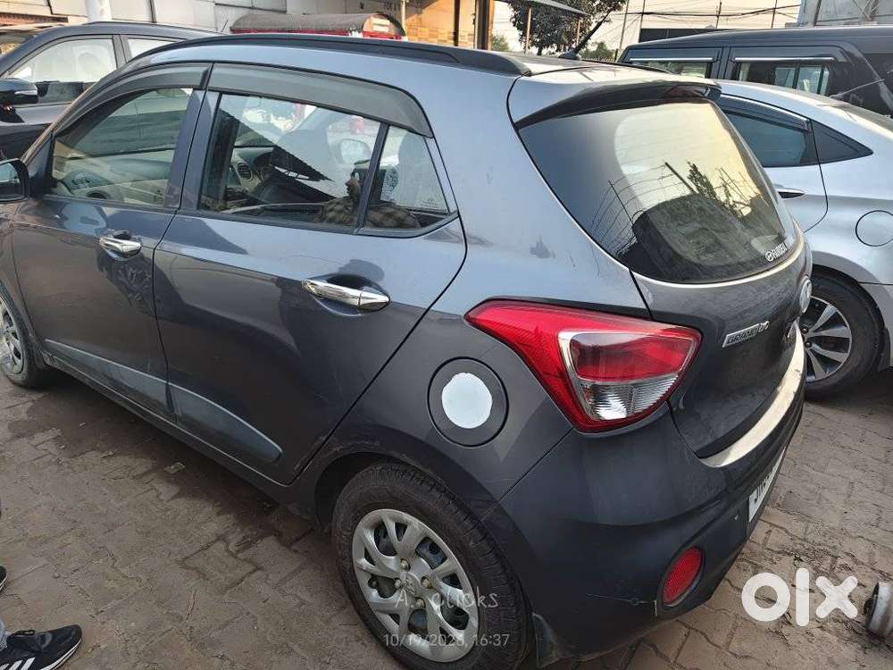 Hyundai Grand I10 Sportz O 1.2, 2017, Petrol