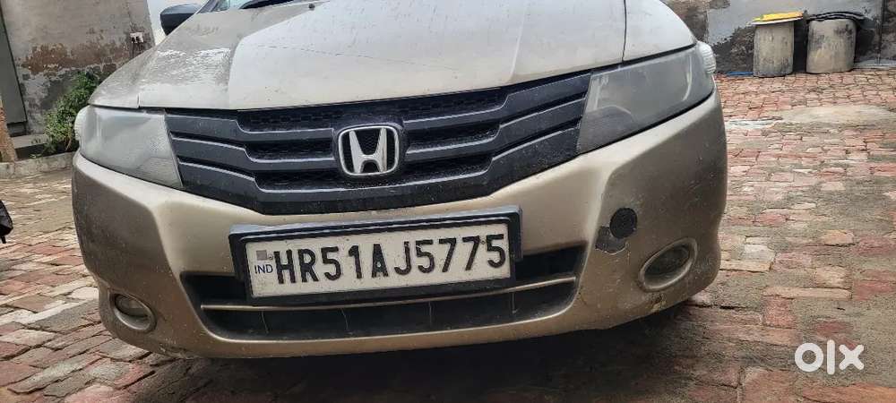 Honda City 2010 Petrol Well Maintained Cng Installed