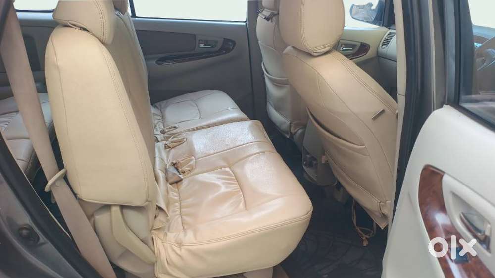Toyota Innova 2.5 Vx 8 Str, 2013, Diesel