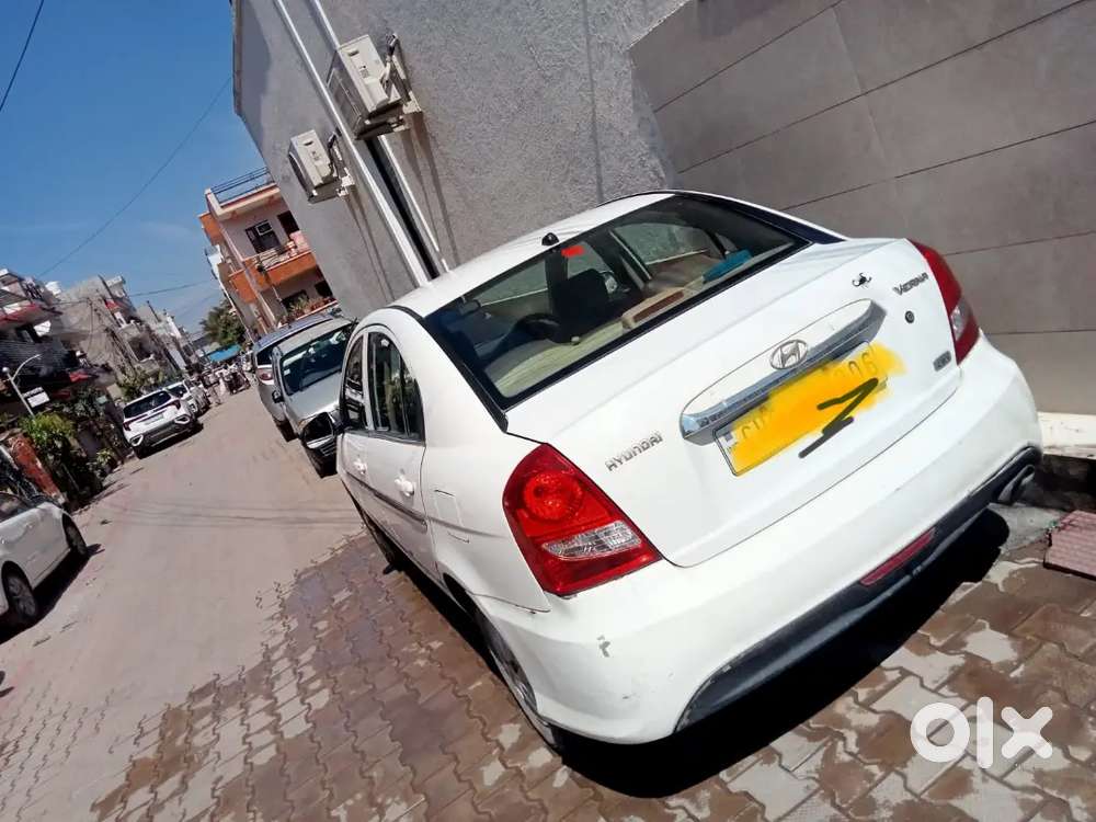 Hyundai Verna 2010 Diesel 92000 Km Driven