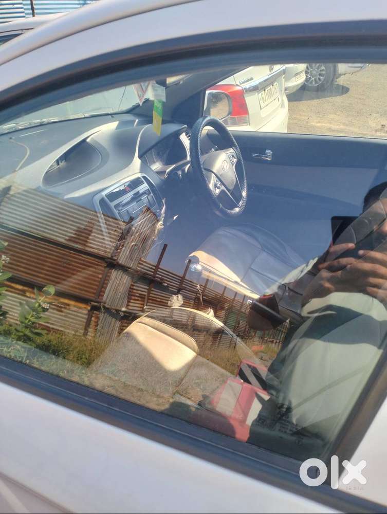 Hyundai I20 Sportz 2013