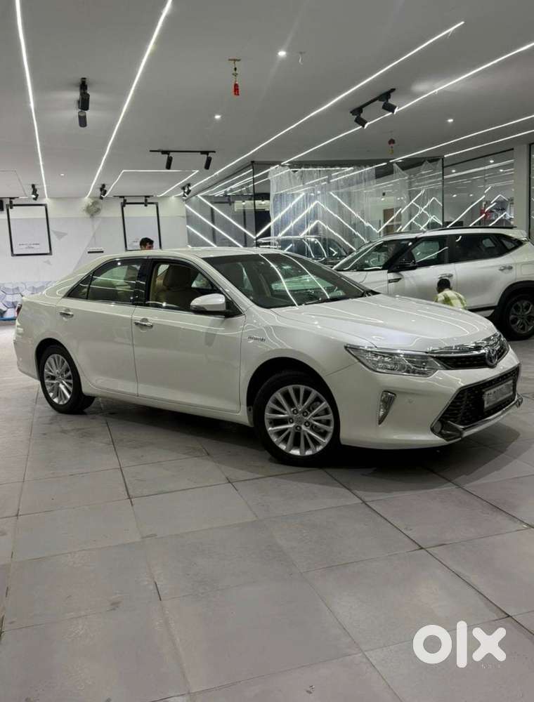 Toyota Camry, 2016, Petrol