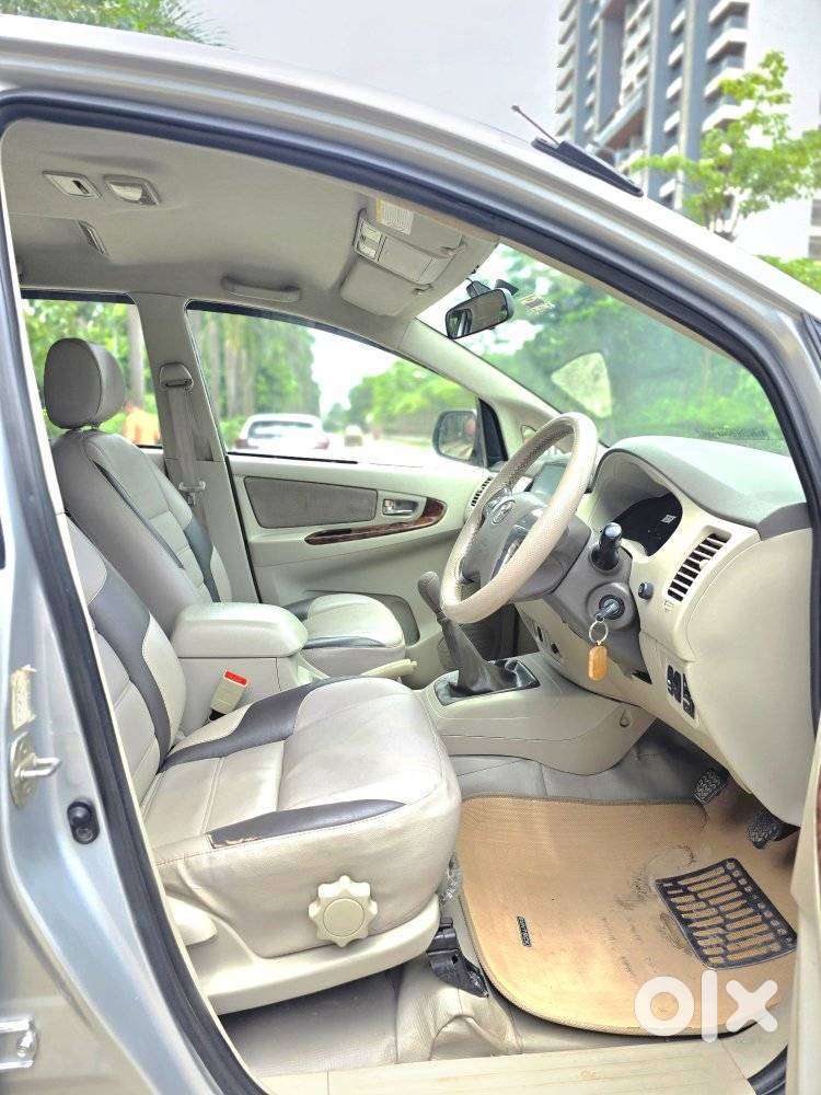 Toyota Innova 2.5 Vx 8 Str, 2014, Diesel