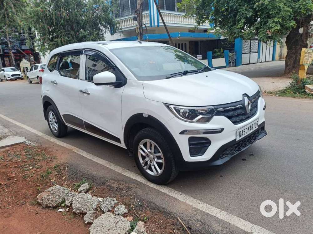 Renault Triber Rxl, 2021, Petrol