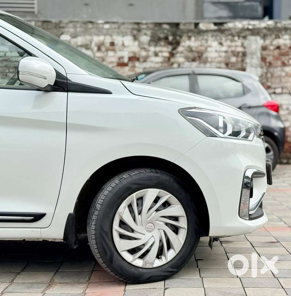 Maruti Suzuki Ertiga Vxi (o) Cng, 2022, Petrol