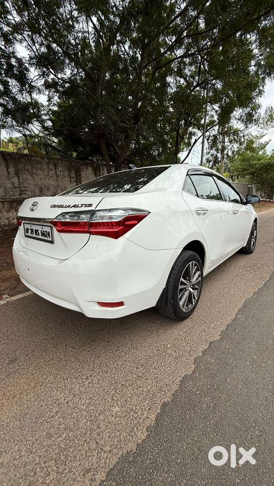 Toyota Corolla Altis 2017