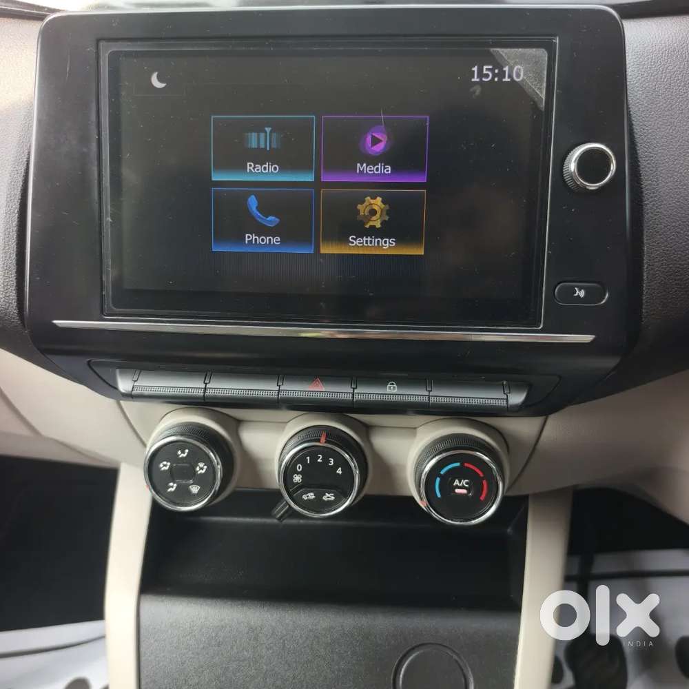 Renault Triber 2022 Petrol 22500 Km Driven