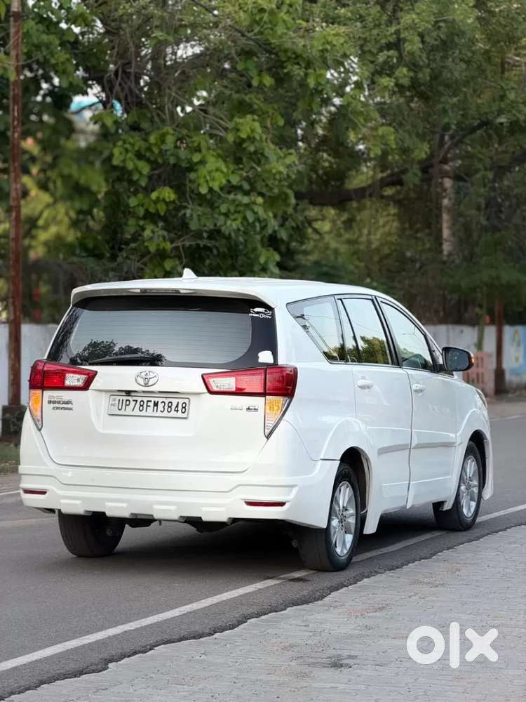Toyota Innova Crysta 2.4 G Mt 7 Str, 2018, Diesel