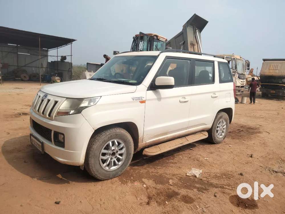 Mahindra Tuv 300 2015 3rd Owner