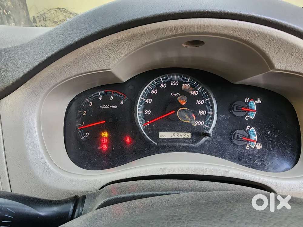 Toyota Innova 2.0 Petrol Manual 2012