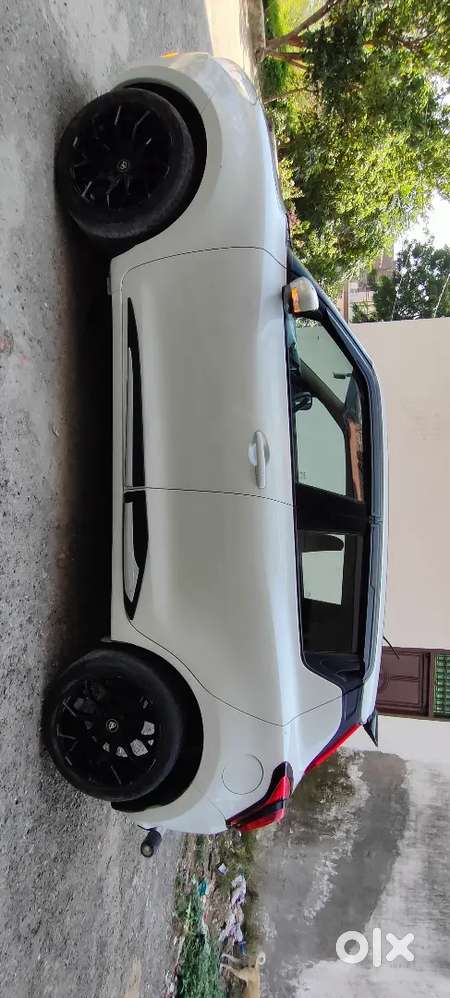 Maruti Suzuki Swift 2022 Petrol 55000