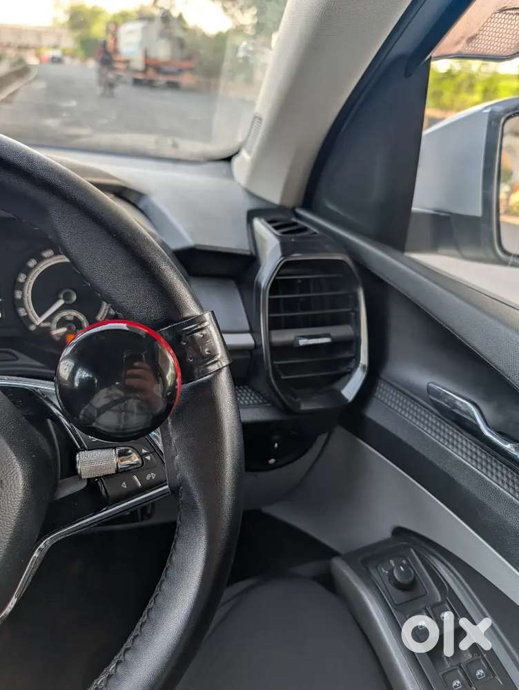 Skoda Kylaq Signature Billant Silver