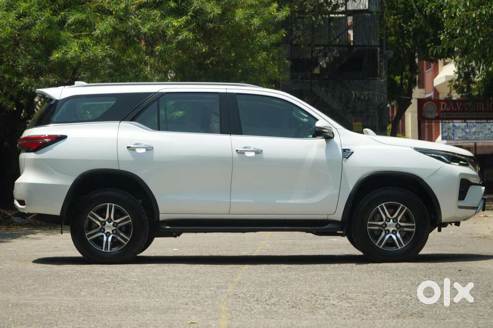Toyota Fortuner 4x2 At 2.8 Diesel, 2024, Diesel