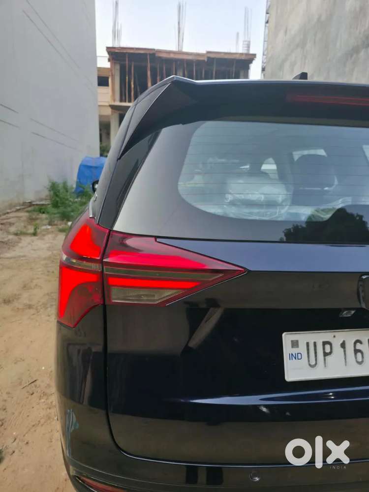Mahindra Xuv700, 2024, Petrol
