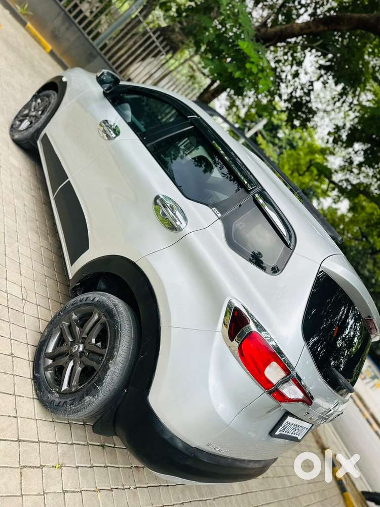 Renault Triber Rxt, 2020, Petrol