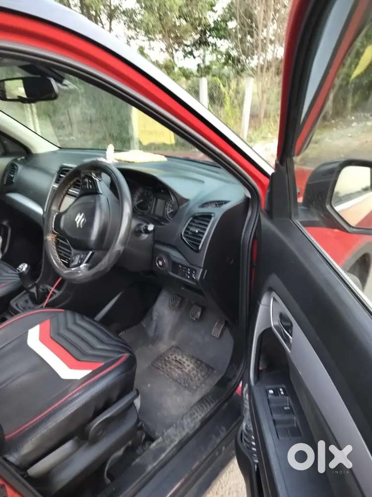 Maruti Suzuki Breeza Zxi+