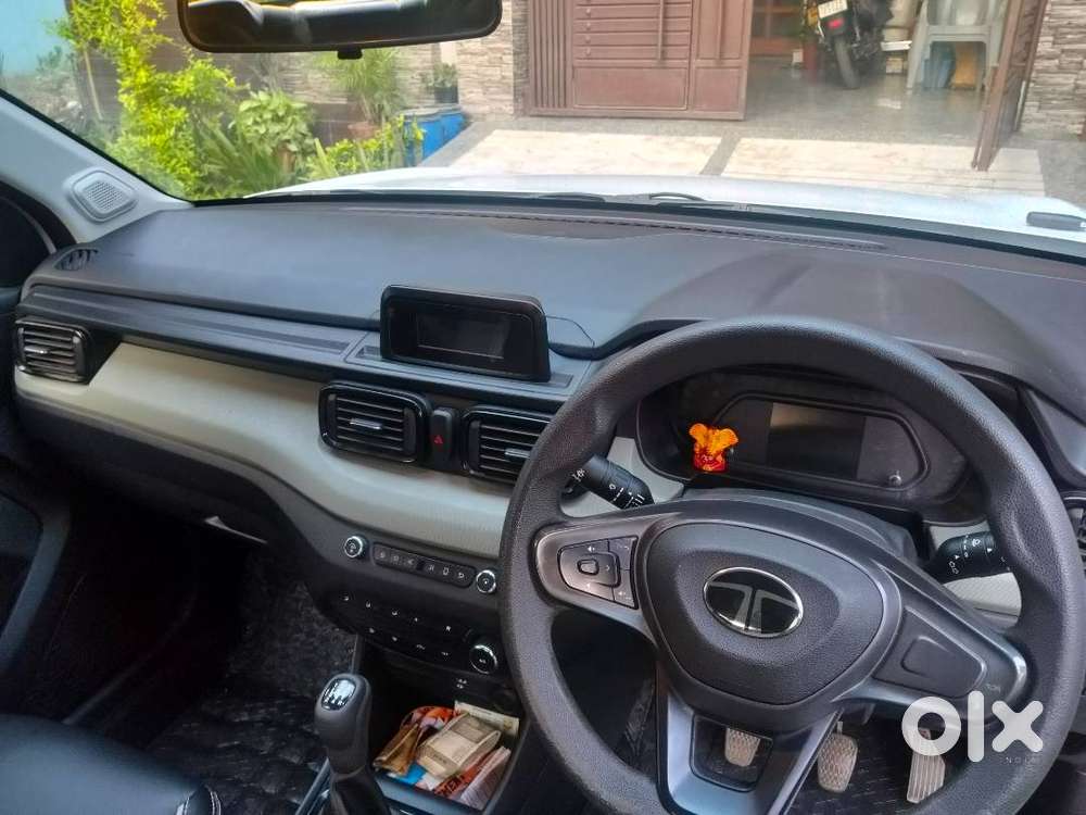 Well Maintained Without Any Scratche At Brand New Condition With All T