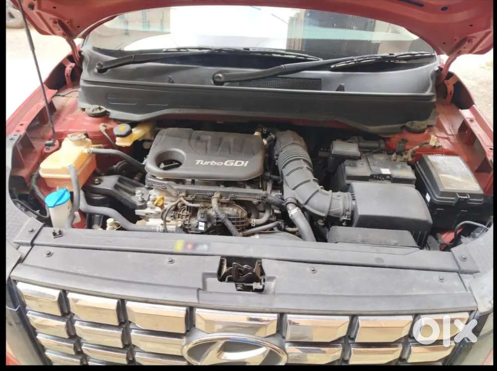Hyundai Venue 2022 Petrol 61500 Km Driven