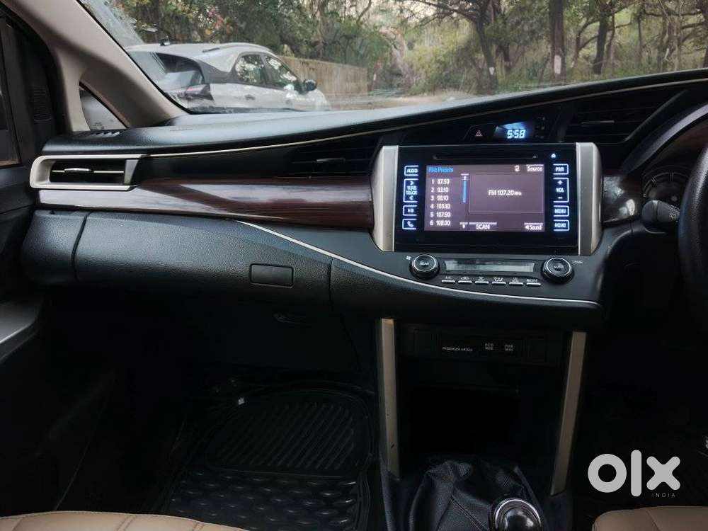 Toyota Innova Crysta