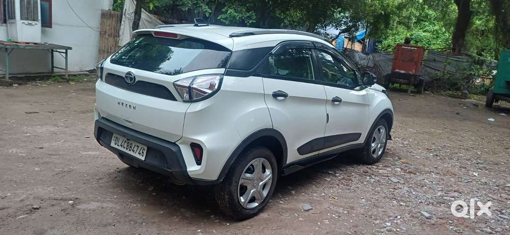 Tata Nexon 1.2 Revotron Xm Plus (s), 2022, Petrol
