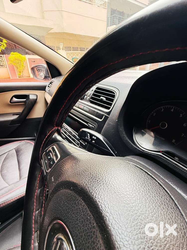 Volkswagen Polo Petrol Highline 1.2l, 2012, Petrol