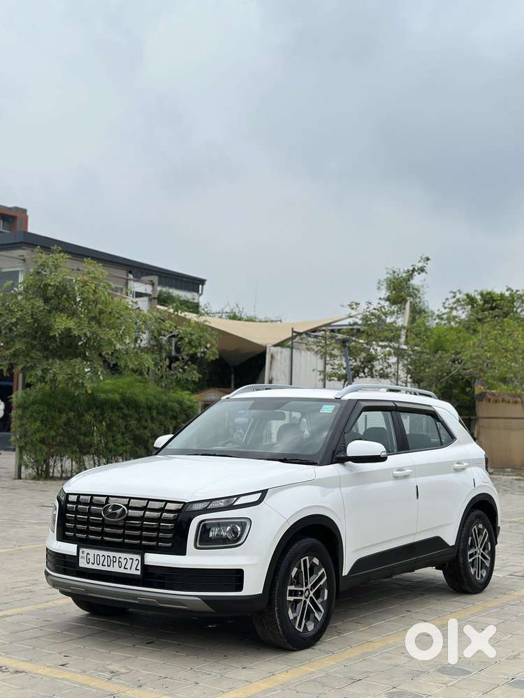 Hyundai Venue Sx Dual Tone Diesel, 2023, Diesel