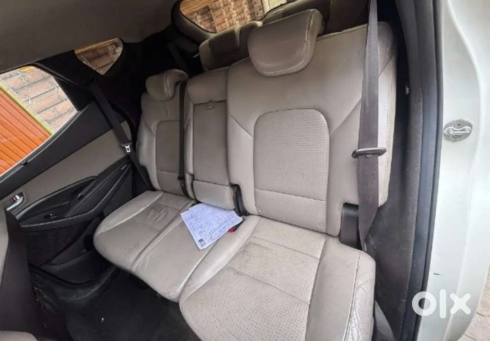 Hyundai Santa Fe 2015 Diesel 97000 Km Driven