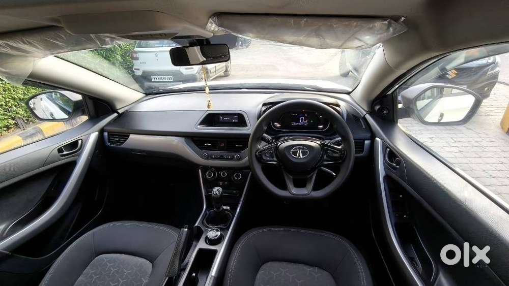 Tata Nexon 1.5 Revotorq Xm (s), 2023, Diesel