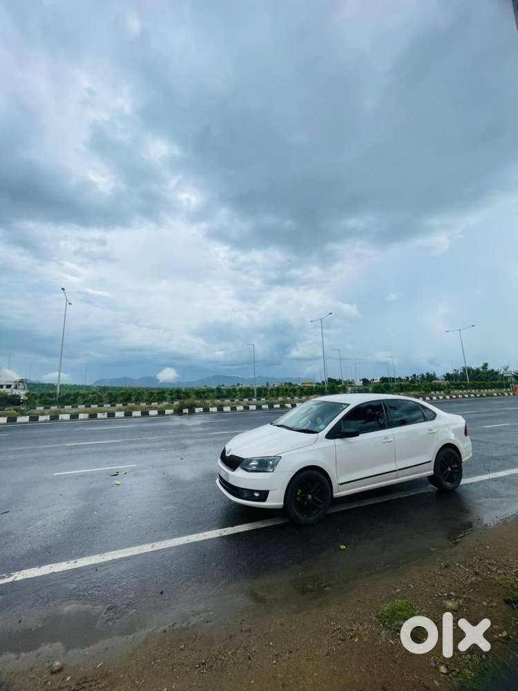 Skoda Rapid 2021 Petrol Well Maintained
