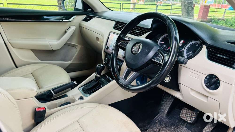 Skoda Octavia 1.8 Tsi At L K, 2017, Petrol