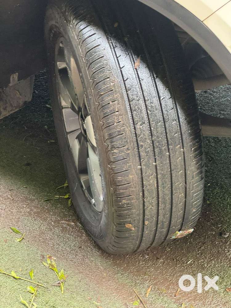 Mahindra Alturas G4 4wd At, 2023, Diesel