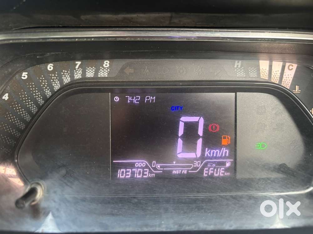 Tata Nexon Xm Petrol 2020