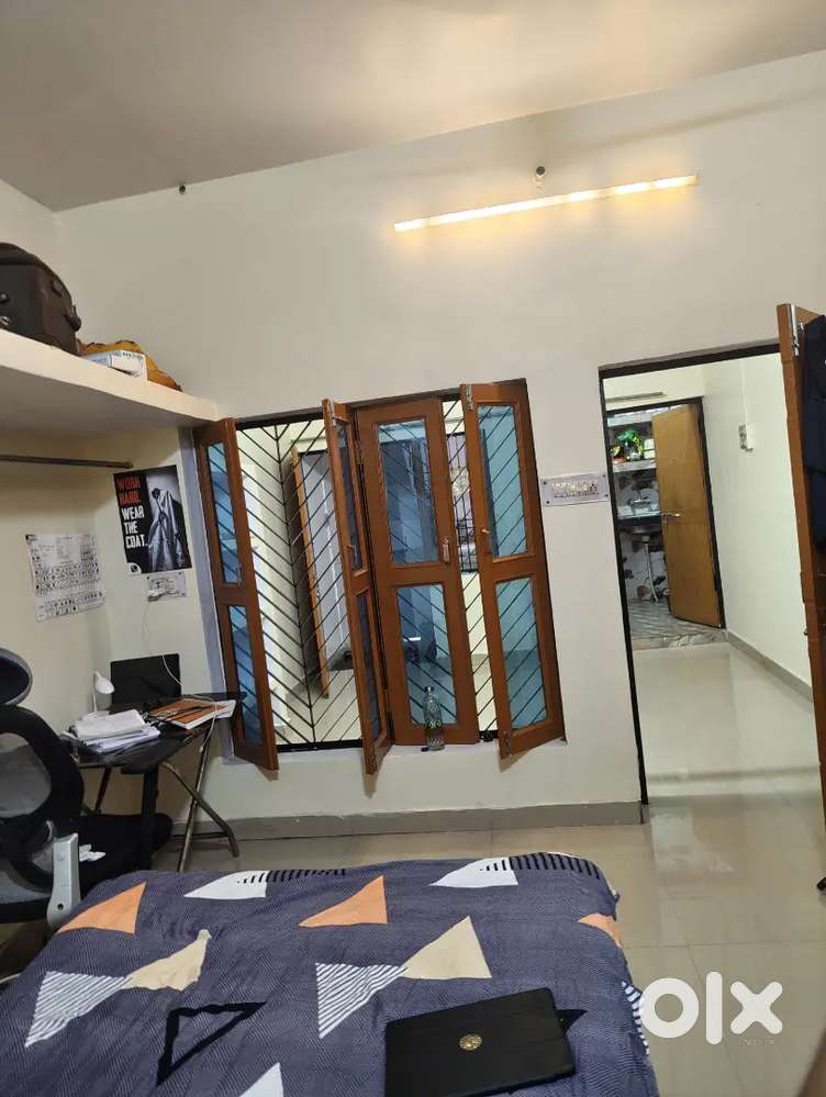 Need roomate