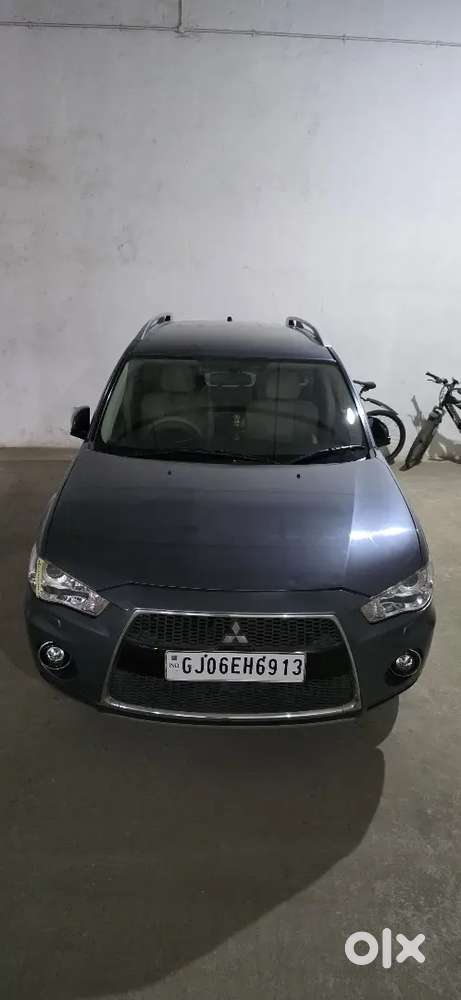 Mitsubishi Outlander 2011