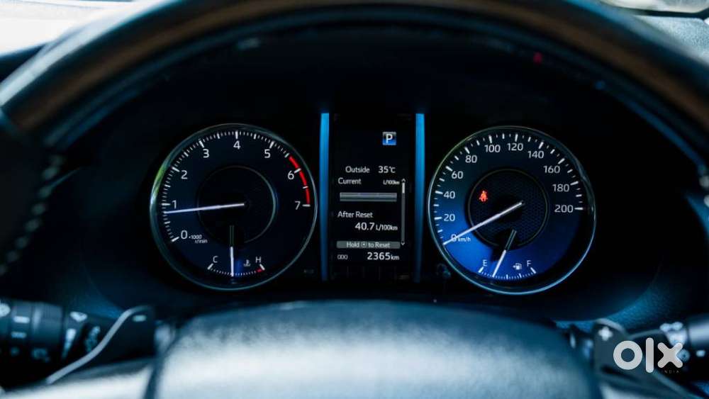 Toyota Fortuner 4x2 At 2.7 Petrol, 2025, Petrol