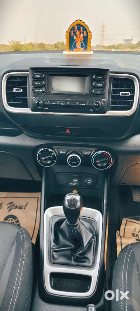 Hyundai Venue 1.2 S Plus, 2021, Petrol