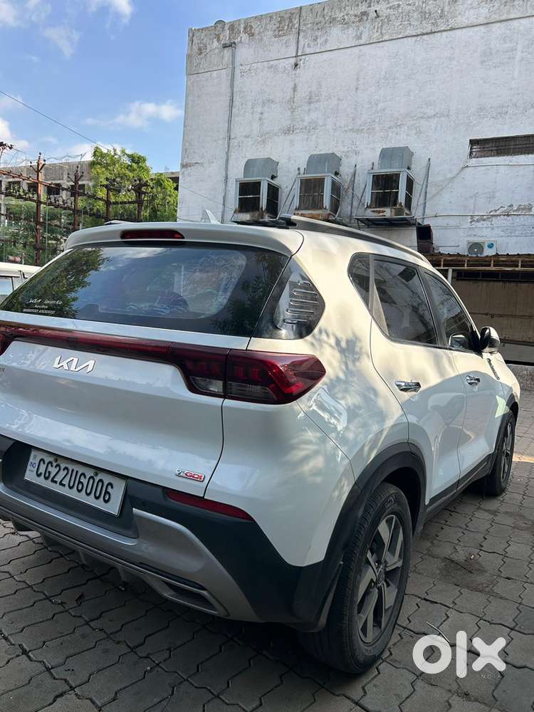 Kia Sonet 2021 Petrol, Excellent Condition