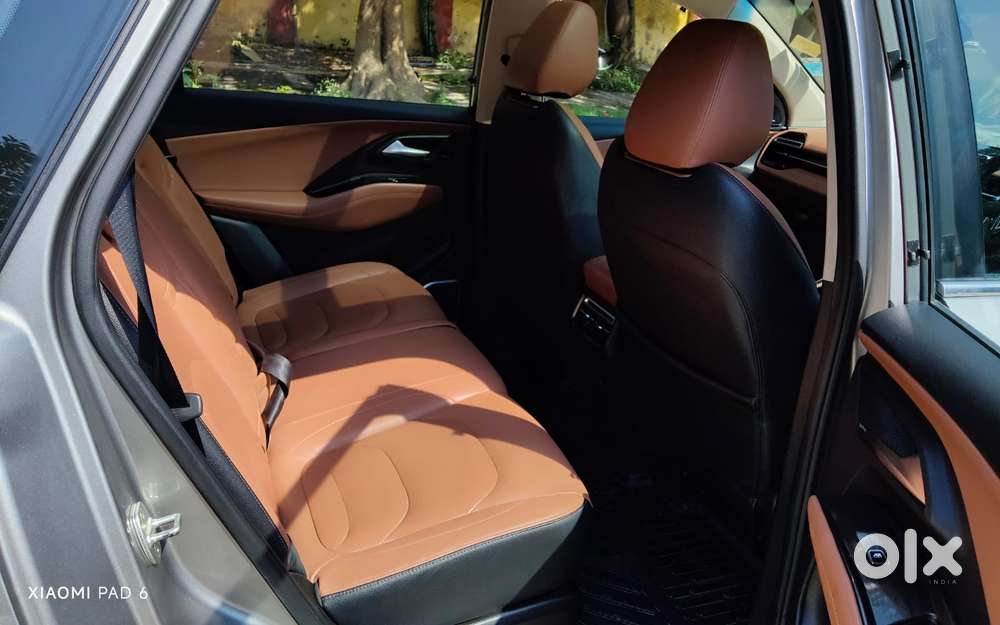 Mg Hector Plus Sharp Pro 1.5 Turbo Petrol Cvt 7 Str, 2023, Petrol