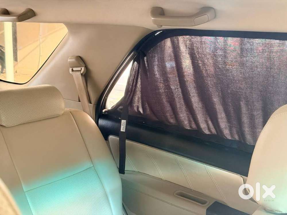 Toyota Fortuner 2012 4 X 2 Mt Metallic Blue