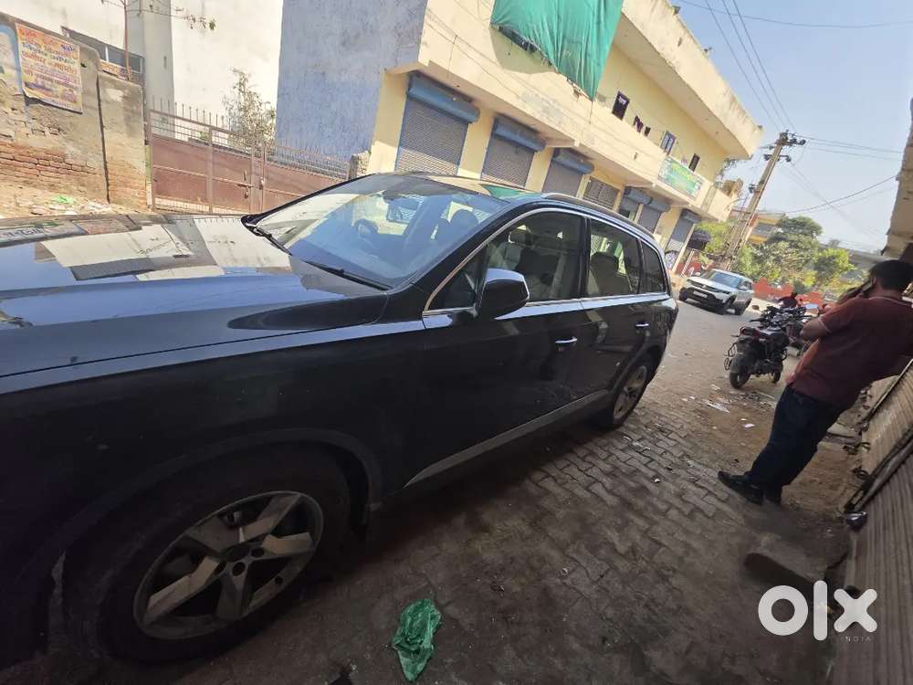 Audi Q7 2017 Diesel Well Maintained