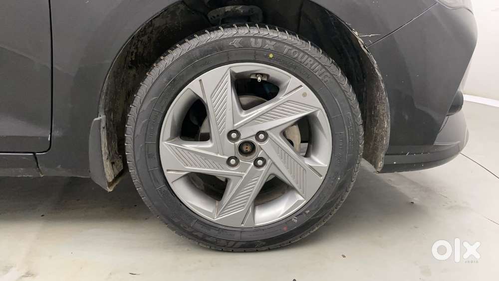 Hyundai Verna 1.5 Sx Vtvt Ivt, 2022, Petrol