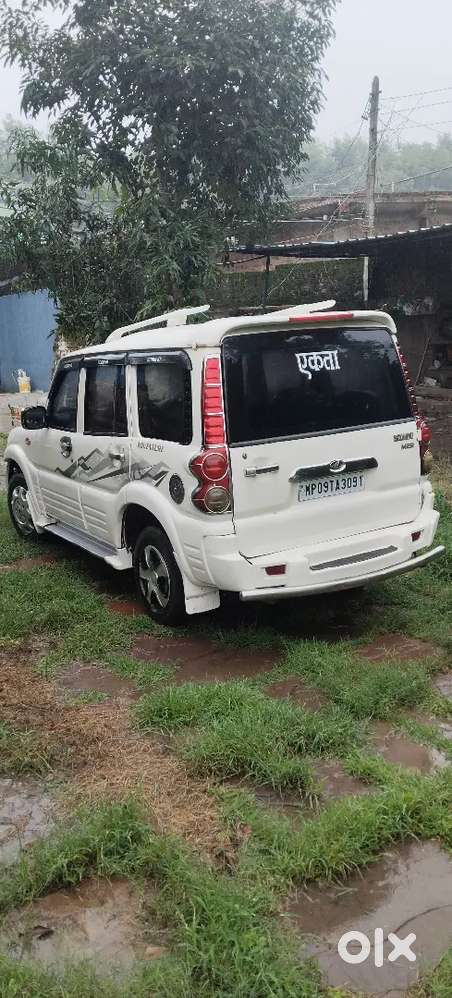 Mahindra Scorpio Classic 2010 Diesel 100000 Km Driven