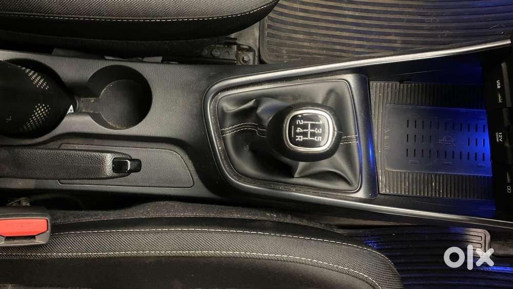 Hyundai New I20 1.2 Asta (o) Mt, 2021, Petrol