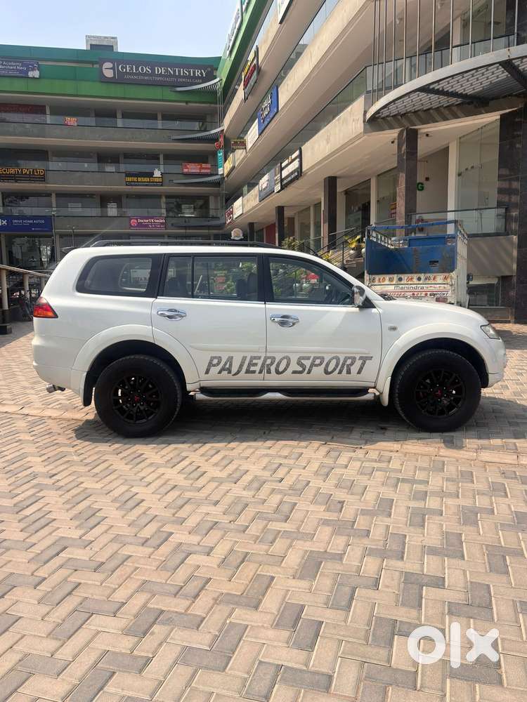 Mitsubishi Pajero Sport 2.5 Manual, 2012, Diesel
