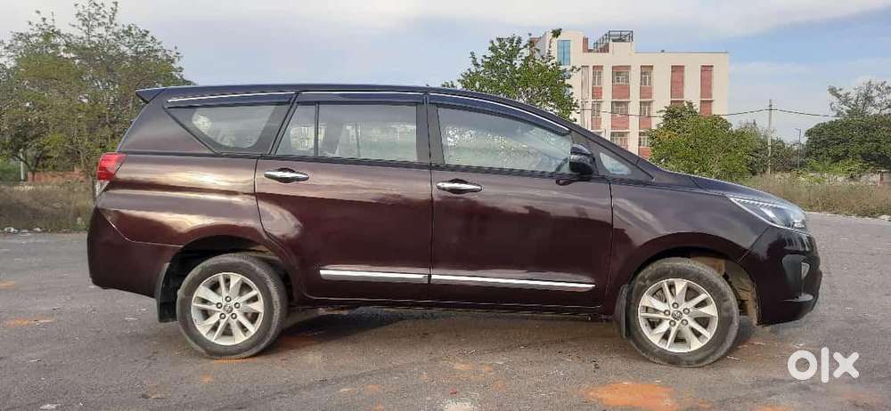 Toyota Innova Crysta 2.4 G Mt 8s, 2020, Diesel