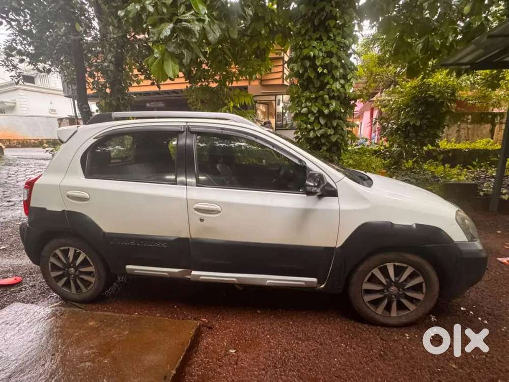 Toyota Etios Cross 2016 Diesel Good Condition