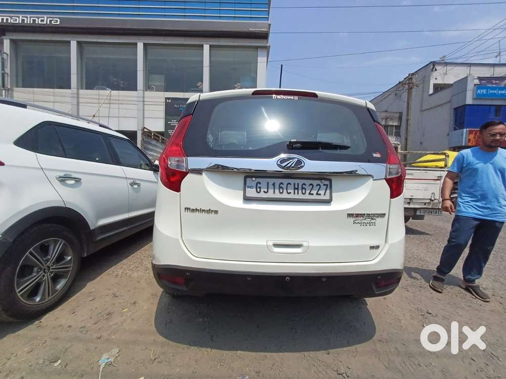 Mahindra Marazzo Diesel 2018